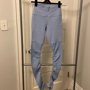 Periwinkle ALO leggings